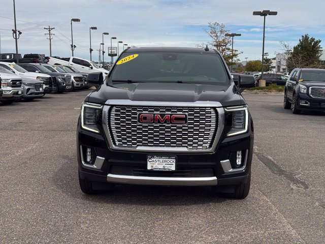 Used 2024 GMC Yukon XL Denali AWD/4WD image 9