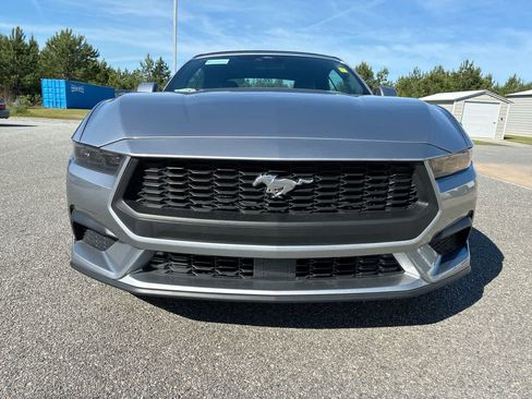 Used 2025 Ford Mustang Premium RWD image 29