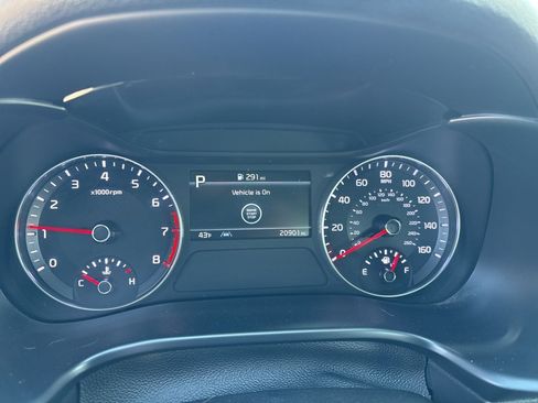 Used 2023 Kia Forte GT-Line w/ GT-Line Premium Package image 10