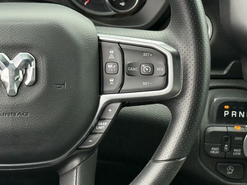 New 2026 RAM 1500 Express image 15