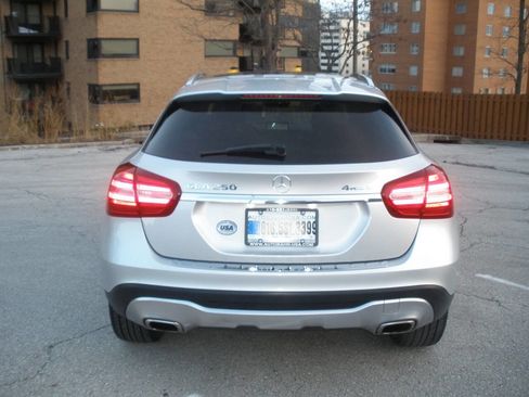 Used 2019 Mercedes-Benz GLA 250 4MATIC image 9