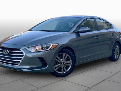 Used 2018 Hyundai Elantra SEL FWD image 1