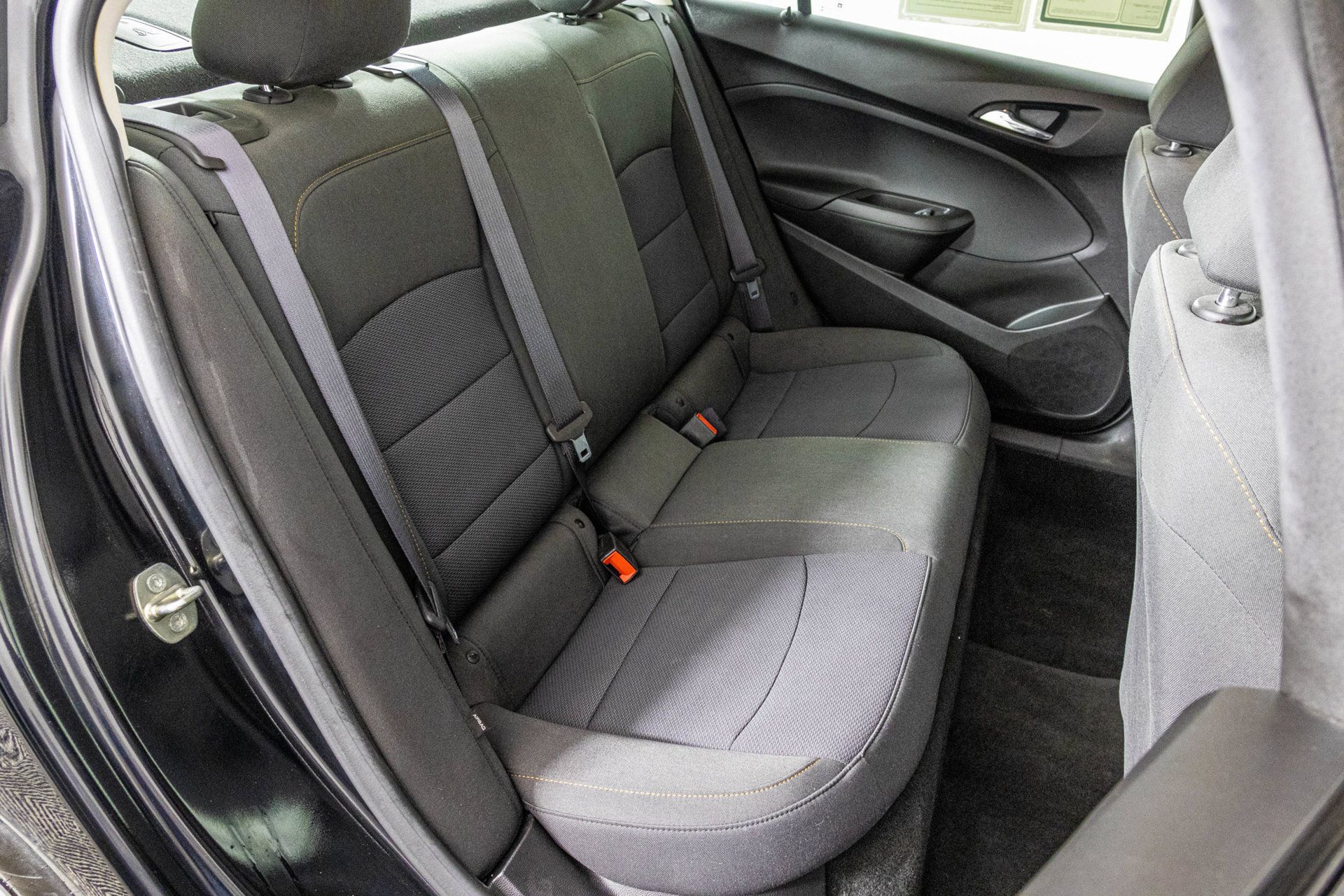 Used 2017 Chevrolet Cruze LS FWD image 37