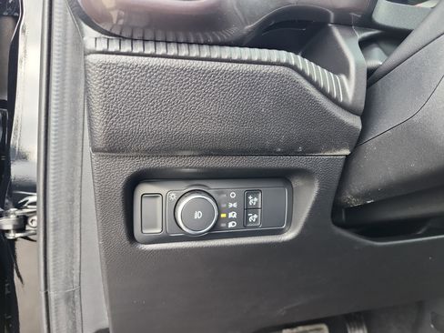 New 2025 Ford Ranger Lariat w/ FX4 Off-Road Package image 12