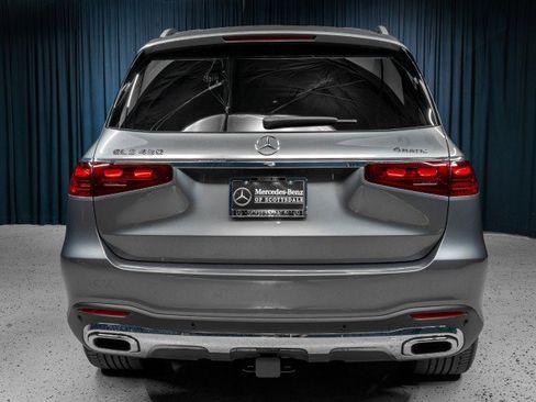 Certified 2025 Mercedes-Benz GLS 450 4MATIC image 5