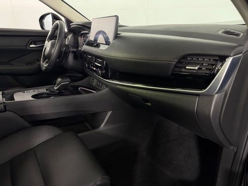 Used 2024 Nissan Rogue SL w/ SL Premium Package image 33