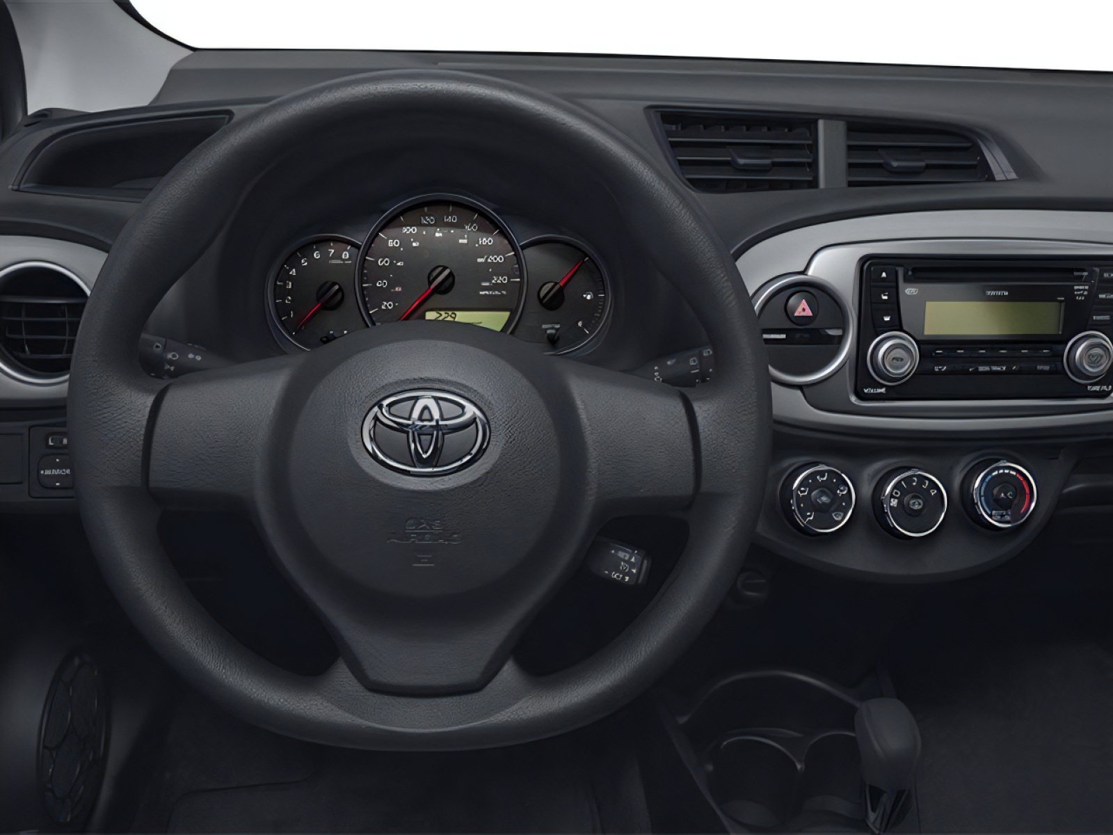 Used 2014 Toyota Yaris L FWD image 4