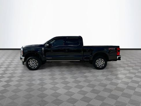 Used 2023 Ford F250 Lariat w/ Lariat Ultimate Package AWD/4WD image 8