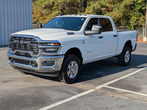 New 2026 RAM 2500 Big Horn AWD/4WD image 7