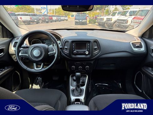 Used 2017 Jeep Compass Sport w/ Tech Group AWD/4WD image 20