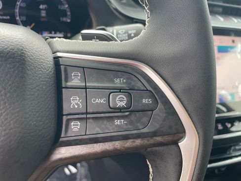 New 2026 Jeep Grand Cherokee Laredo image 30