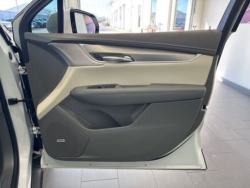Used 2023 Cadillac XT5 Premium Luxury image 57