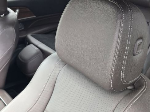 Used 2022 Mercedes-Benz GLS 450 4MATIC image 23