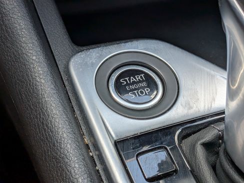 Used 2024 Nissan Sentra SV FWD image 29