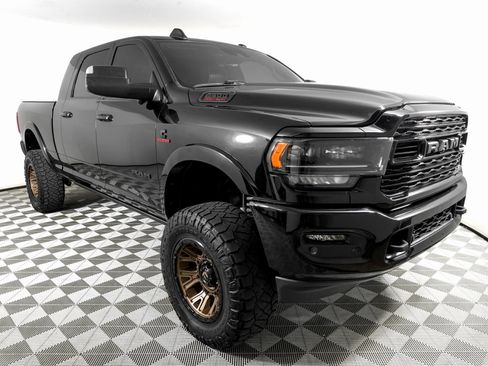 Used 2022 RAM 2500 Limited image 3