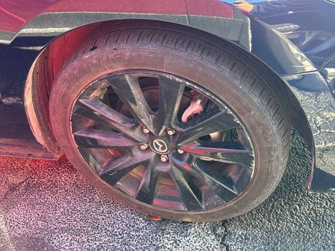 Used 2024 MAZDA MAZDA3 s image 6