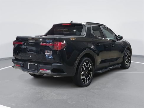 Certified 2025 Hyundai Santa Cruz Limited image 5