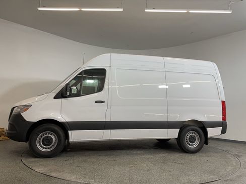 New 2025 Mercedes-Benz Sprinter 2500 image 2