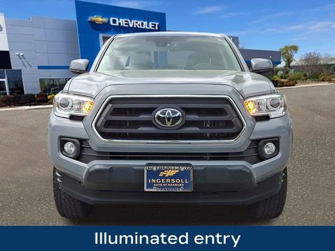 Used 2021 Toyota Tacoma SR5 AWD/4WD image 23
