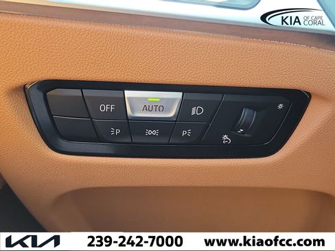 Used 2024 BMW 330i xDrive Sedan w/ Convenience Package AWD/4WD image 26