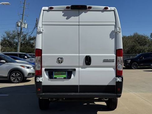 New 2026 RAM ProMaster 2500 w/ Convenience Group FWD image 5
