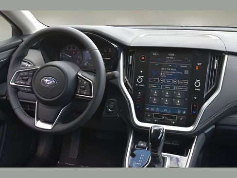 Used 2025 Subaru Outback Premium w/ Popular Package #1 image 18