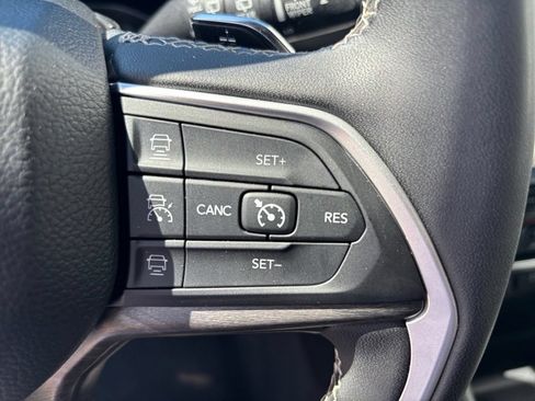 Used 2024 Jeep Grand Cherokee Limited 4xe AWD/4WD image 22