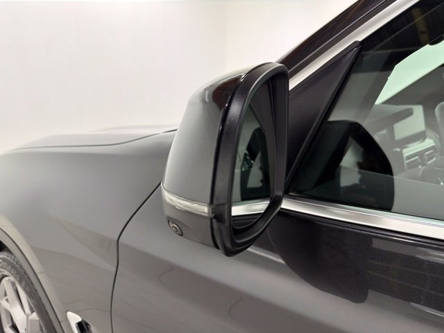 Certified 2024 BMW X3 xDrive30i w/ Premium Package AWD/4WD image 9