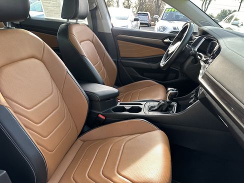 Used 2022 Volkswagen Jetta SEL image 13