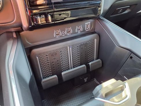 New 2026 RAM 1500 Laramie w/ Night Edition image 7