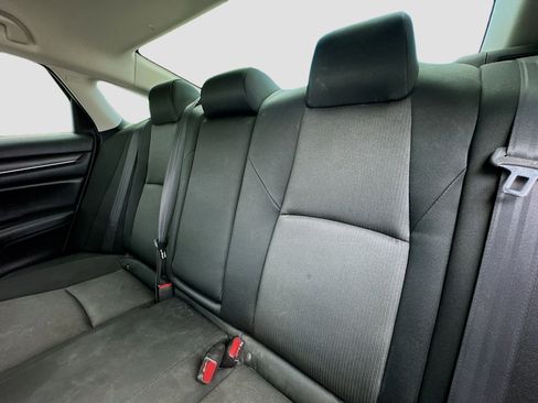 Used 2021 Honda Accord LX image 15