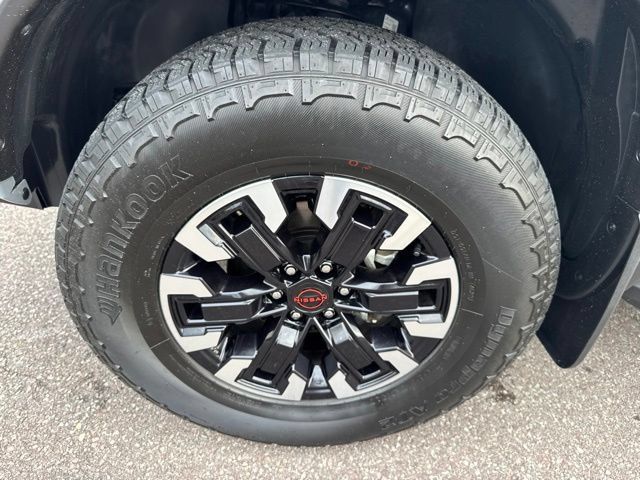 Certified 2024 Nissan Frontier PRO-4X w/ Technology Package AWD/4WD image 36