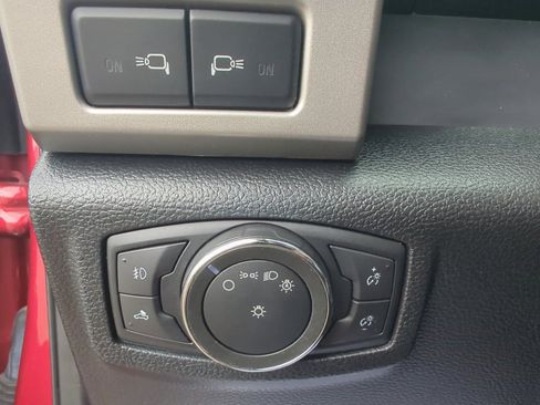 Used 2016 Ford F150 Lariat w/ Equipment Group 501A Mid image 18