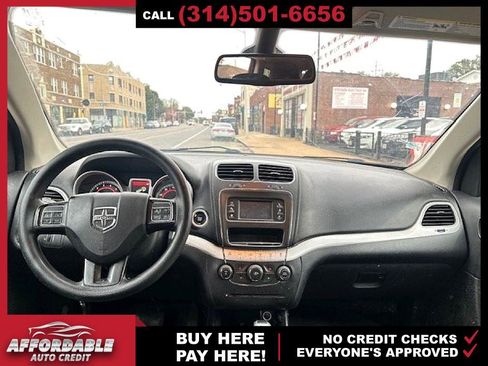 Used 2020 Dodge Journey SE image 11