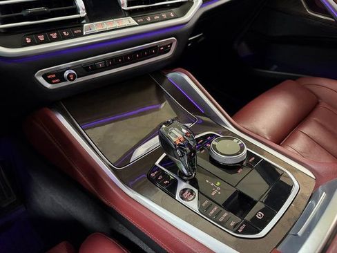 Used 2022 BMW X6 xDrive40i w/ M Sport Package image 19