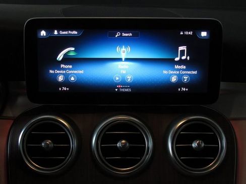 Used 2022 Mercedes-Benz GLC 300 4MATIC w/ Premium Package Lite image 29