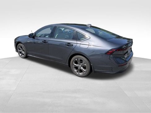 Used 2023 Honda Accord EX image 19