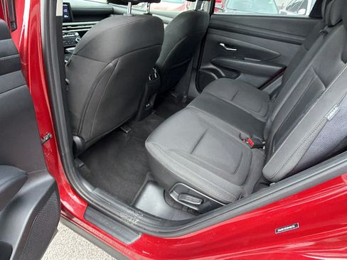 Used 2025 Hyundai Tucson SEL AWD/4WD image 23