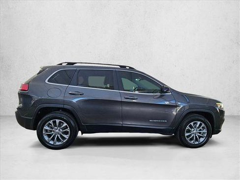 Used 2022 Jeep Cherokee Latitude Lux AWD/4WD image 4