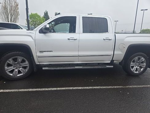 Used 2018 GMC Sierra 1500 SLT AWD/4WD image 4