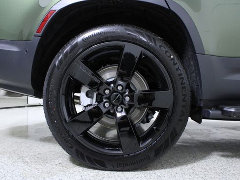 New 2026 Land Rover Defender 130 S AWD/4WD image 8