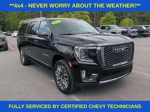 Used 2024 GMC Yukon XL Denali Ultimate AWD/4WD image 3