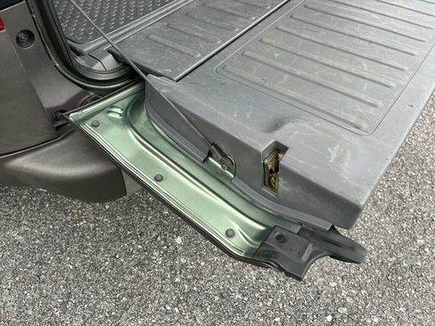 Used 2004 Honda Element EX image 32