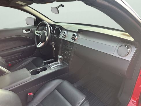 Used 2007 Ford Mustang Premium image 11