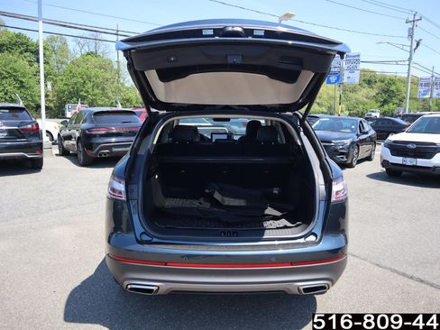 Used 2023 Lincoln Nautilus Reserve w/ Cargo Utility Package AWD/4WD image 29