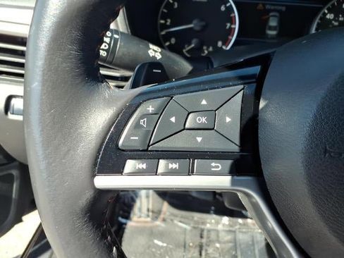 Used 2024 Nissan Altima 2.5 SR FWD image 7