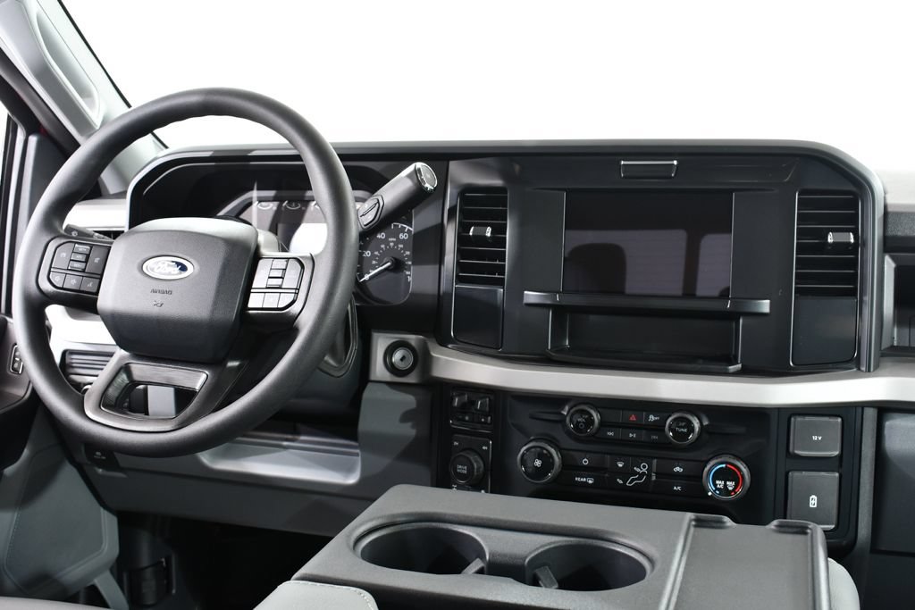 New 2026 Ford F350 XL w/ XL Driver Assist Package AWD/4WD image 8