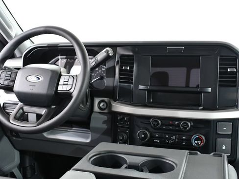 New 2026 Ford F350 XL w/ XL Driver Assist Package AWD/4WD image 8