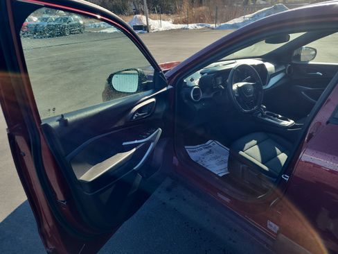 Used 2024 Chevrolet Trax RS w/ Driver Confidence Package image 10