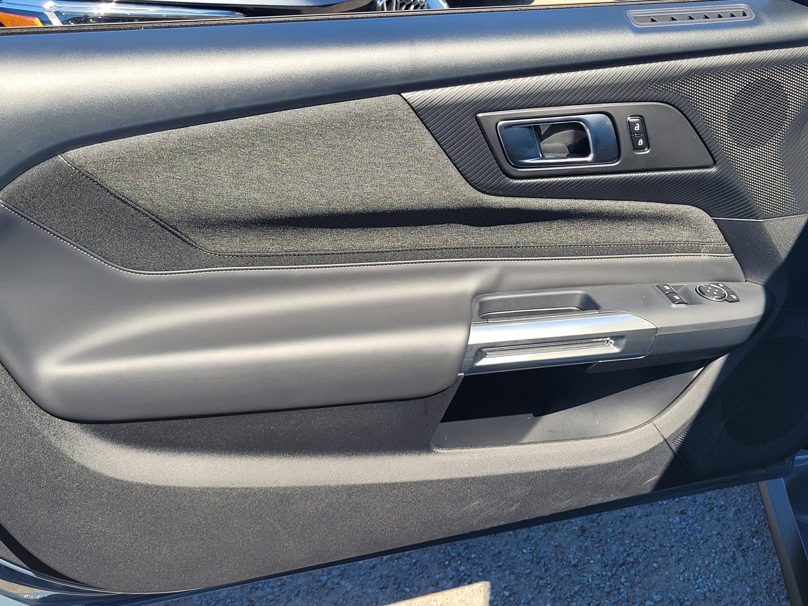 Used 2024 Ford Mustang Coupe RWD image 11